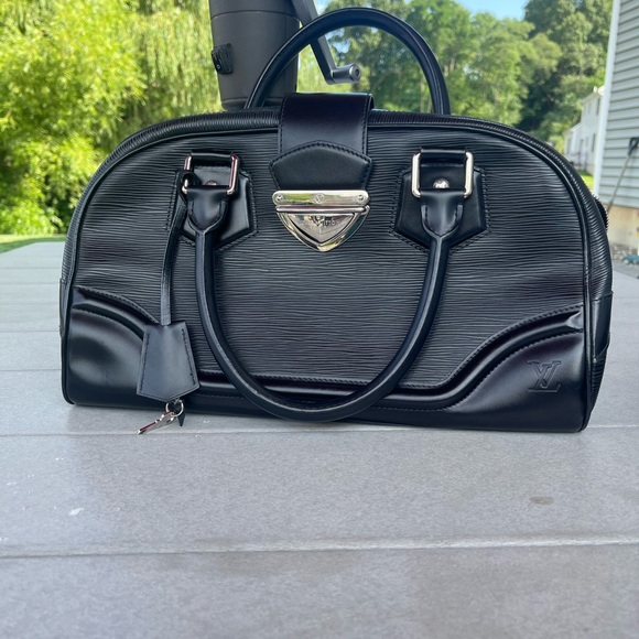 Louis Vuitton Epi Bowling Montaigne GM  in Black - Picture 2 of 14